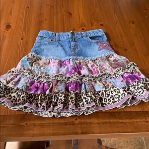 Adorable skirt for back to school 📚